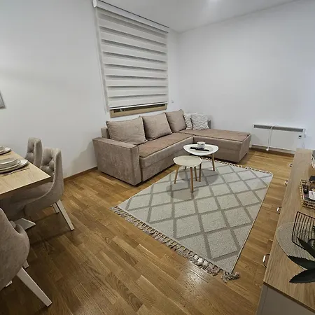 Beli Dvor & Wellness Apartment