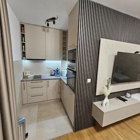 Lägenhet Beli Dvor & Wellness Zlatibor