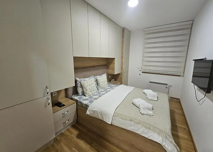 Beli Dvor & Wellness アパート