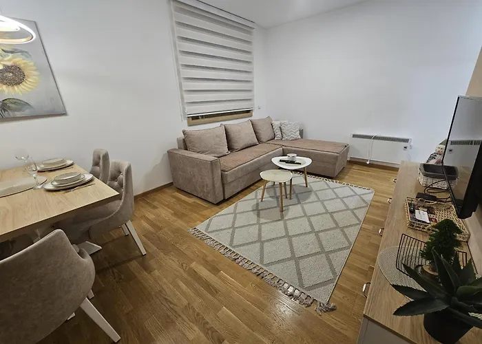 Beli Dvor & Wellness アパート